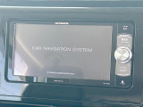 【ナビゲーション】目的地までしっかり案内してくれる使いやすいナビ。Bluetooth接続すればお持ちのスマホやMP3プレイヤーの音楽を再生可能!毎日の運転がさらに楽しくなります!!