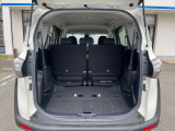 普段のお買い物や通勤、送迎等に十分な荷室スペースを確保しております。セカンドシートを倒すと、大きな荷物の積載も可能です♪