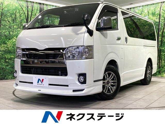 トヨタ ハイエースバン 