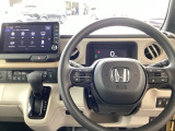 ドライブの必需品。見やすい・使いやすいHonda純正のメモリーナビを搭載。