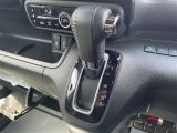 【 シフト 】シフトも操作しやすく快適なドライブを楽しんでいただけます♪
