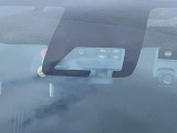 【トヨタセーフティセンス】走行中に前方の車両等を認識し、衝突しそうな時は警報とブレーキで衝突回避と被害軽減をアシスト。より安全にドライブをお楽しみいただけます。