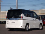 1年間走行距離無制限の日産ワイド保証(無料)付きで販売します。2〜3年の延長保証もリーズナブルに提供します!全国2000ヶ所で対応可能。遠方の方もお近くの日産で保証を受けられます。