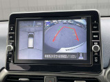 アラウンドビューモニター装備☆上から見たような画面で車庫入れも縦列駐車も安心です♪