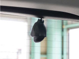 この車にはリアにもドライブレコーダーを装備しております◆映像・音声などを記録する自動車用の装置です。 もしもの事故の際の記録はもちろん、旅行の際の思い出としてドライブの映像を楽しむことができます。