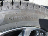 タイヤサイズは、155/65R14です。
