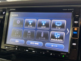 【純正ナビ】人気の純正ナビを装備。オーディオ機能も充実しており、Bluetooth接続すればお持ちのスマホやMP3プレイヤーの音楽を再生可能!毎日の運転がさらに楽しくなります!!