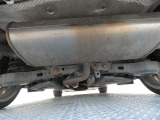 4WDシステムを搭載。オフロードや雪道などの滑りやすい路面でも安心して走行できます。