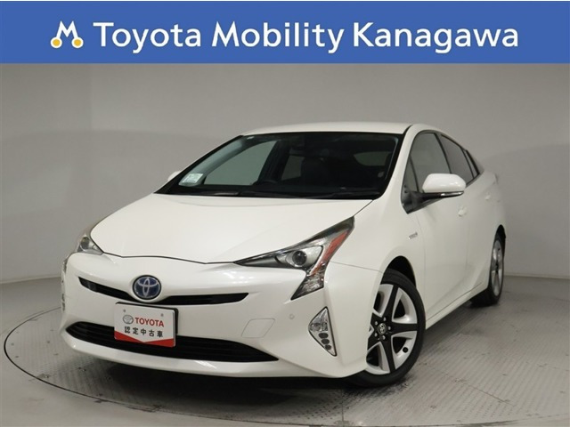 トヨタ プリウス 