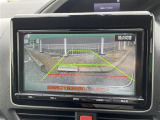 便利な【バックモニター】で安全確認もできます。駐車が苦手な方にもオススメな便利機能です。