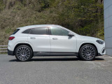 GLAクラス GLA200d 4マチック AMGラインパッケージ 4WD 