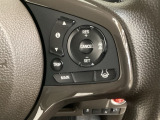 ハンドルにHondaセンシング系のクルーズコントロールやレーンキープアシストなどのスイッチが装備されています。ハンドルから手を離さず安全に操作できます。
