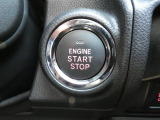 プッシュスタートなのでキーを取り出さずエンジンを掛けることができます!