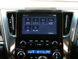 9型ディスプレイオーディオ装着、CD/DVD/BT/フルセグTV/ナビが使用できます。