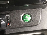 ★ECONスイッチ★ エコドライブを加速しよう!スイッチをONにすると、運転の仕方によるロスを抑え込み燃費をよくするようクルマが頑張ります(*^ー^*)燃費向上にチャレンジ♪