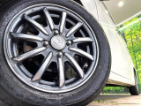 【純正14インチアルミホイール】外観にマッチした純正アルミホイールを装着しております。各種社外アルミホイールや、スタッドレスタイヤも取扱いしております。是非ご相談ください♪