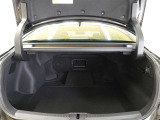 開口部の広いラゲージスペースは、ゴルフバックなどの荷物もラクラク積み込めます。