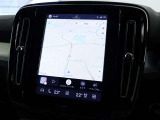 カーナビ、運転支援システムや空調、オーディオの設定もこの画面を介して行います。電話のほか、エアコン、シートコントロール、車両設定などもえます。