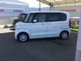 お客様に安全で快適なカーライフをお送りいただくために、中古車にも高いレベルの品質基準を設け、その基準に従って、全ての中古車について納車前整備を実施しています。