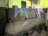 3列目シートはもちろん状態良好☆大人でもゆったりと座って頂けますので、大人数でのお出かけもラクラクです♪ご家族で、気の知れた仲間で、ドライブに行くのが楽しみですね♪
