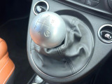 ●シフトノブの使用感も少なく、良好な状態です。