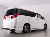 当店では、厳選された車両のみ展示しております。アルファード・ヴェルファイアに特化した専門店ならではの豊富な在庫の中から、お気に入りの一台をお探しください!