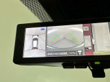 ルームミラーにクリヤーなカメラ映像で後方視界サポート!車両周囲安全確認にも役立つ、アラウンドビューモニター映像 スマート・ルームミラー装備!