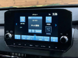 【メーカー純正ナビ】インテリアに溶け込むスタイリッシュな「専用設計」メーカーナビを装備♪視認性や操作性など基本性能にも優れ、より上質なカーライフをお楽しみいただけます。