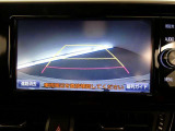 バックガイドモニターで、後方を確認しながら安心して駐車することができます。運転初心者も熟練者も必須の機能ですよ!