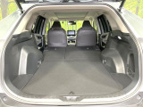 後席を格納すると、これだけの広さが!シーンに合わせたシートアレンジで、大きな荷物も積むことが出来ます♪