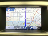 ●純正ナビ:一体感のあるナビは、高級感ある車内を演出してくれます。オーディオ機能も充実しておりますので、運転もより楽しめます♪