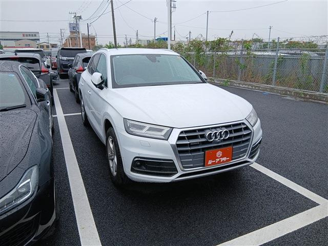 アウディ Q5 