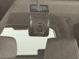 前後ドラレコを装備!エンジンを始動すると録画を開始します。録画した映像はナビの画面で確認する事も出来るので便利です。