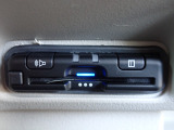 ■【ETC車載器】が装備されています。セットアップをしてお渡しとなり、ETCカードを差し込むだけで高速道路の利用が可能です。