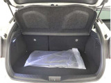 広々としたラゲージスペースを備えています。大きなものや長さのある荷物もしっかりと積み込めます。