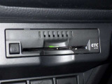 ETC車載器付きです。高速道路の料金所もスムーズに通過できます。