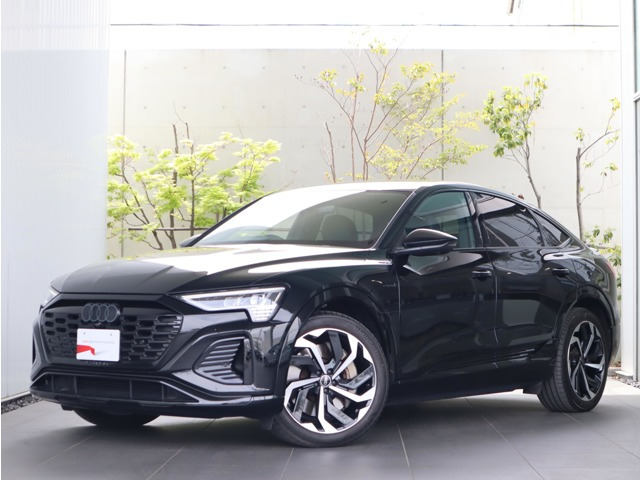 Q8スポーツバック e-tron 55 クワトロ Sライン 4WD 
