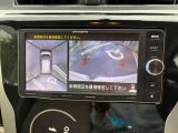 アラウンドビュ-モニタ-搭載! 前後左右のカメラで真上から車を見たように確認が出来る日産自慢の装備です。車周辺の安全確認や障害物も確認が出来るので、駐車のしやすさだけでなく接触事故防止にも役立ちます