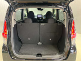 【ラゲッジルーム】たっぷり荷物も積み込める荷室スペース★
