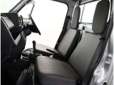 見通しのよいすっきりとした視界で、誰でも運転しやすいです。運転のしやすさは疲れにくさにも繋がりますよ♪