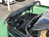 ゴルフバックや旅行鞄などが入ります。