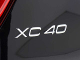XC40エンブレム