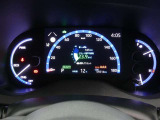 各操作スイッチは使いやすい位置に配置され、とっても見やすいメーターです。夜間時はラグジュアリーな気分にさせてくれる照明が魅力ですので、夜のドライブも楽しみになりますよ♪