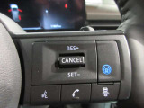 プロパイロット、高速道路の運転がより快適に、運転操作をサポートしてくれます。高速道路での運転がとっても楽になる装備です。ハンズフリー通話ができ運転中も安心ですね