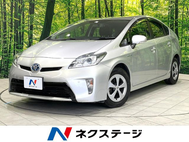 トヨタ プリウス 