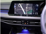 VW純正インフォティメントシステム「DiscoverPro」大変使いやすいタッチパネル型ナビゲーションでETC2.0とバックカメラが付いています。