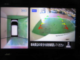 アラウンドビューモニター付きで駐車も楽々♪駐車が苦手な方でもこれで安心です!