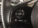 ステアリングリモコンは、運転中でも簡単に音量調整やチャンネル変更もできます!わき見運転防止にもつながるので安心です♪