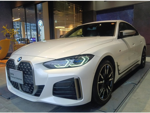 4シリーズグランクーペ M440i xドライブ 4WD 