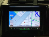 ワイド画面のナビゲーションはフルセグTV対応のメモリーナビ(社外品)を搭載しています。Bluetoothオーディオ機能がありますので、スマートフォンなどの音楽も再生できます。